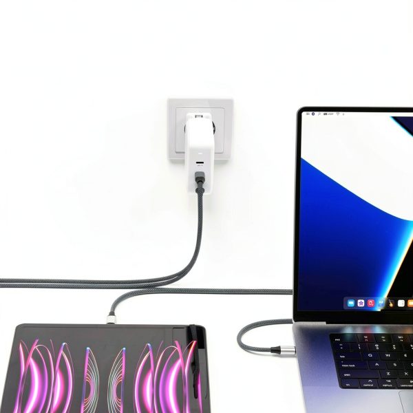 ZIKE 140W GaN III 3 in 1 Fast Charger for Laptops Phones-2